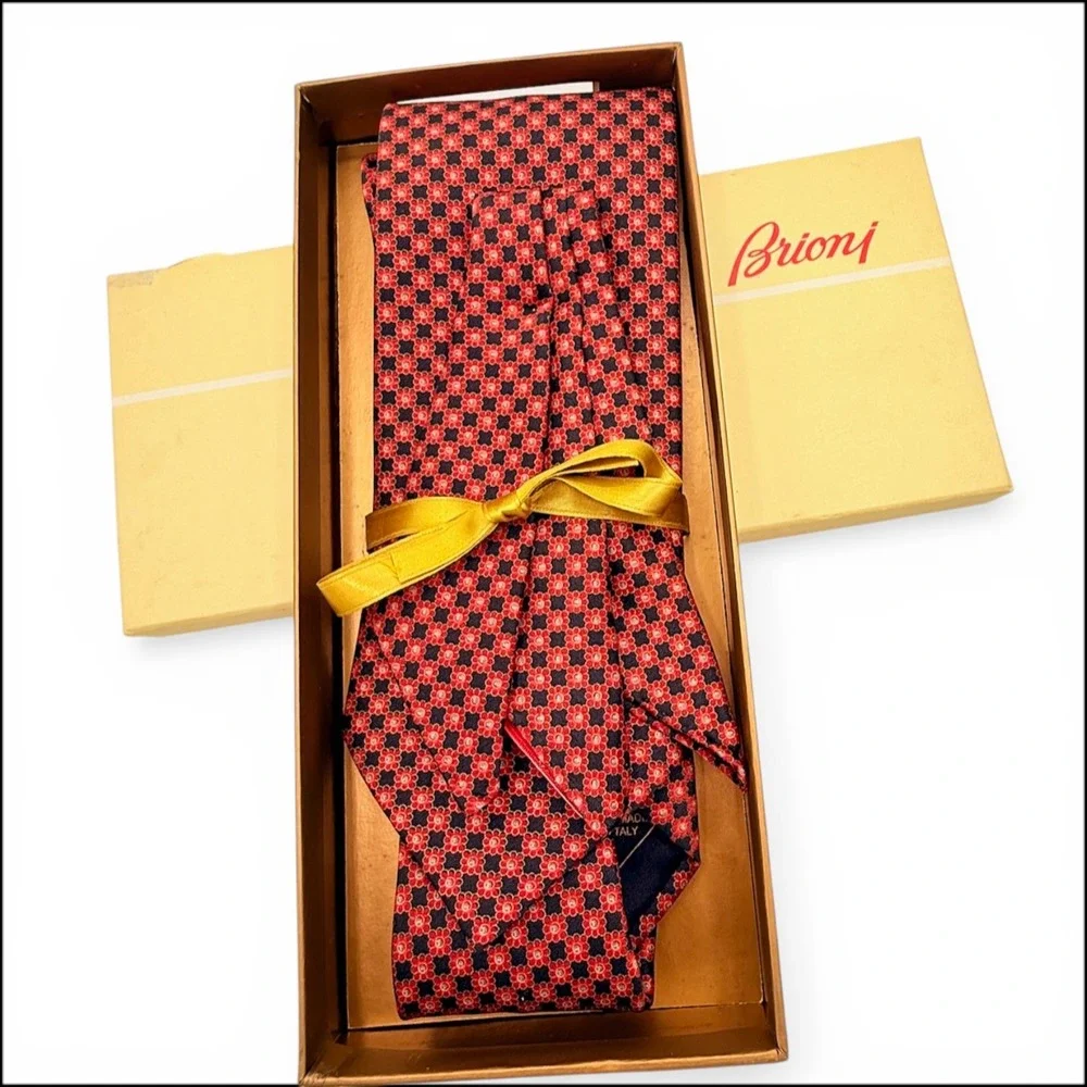 Brioni Micro Geometric Silk Tie Pocket Square Box Set Red Navy Italy Handmade XL